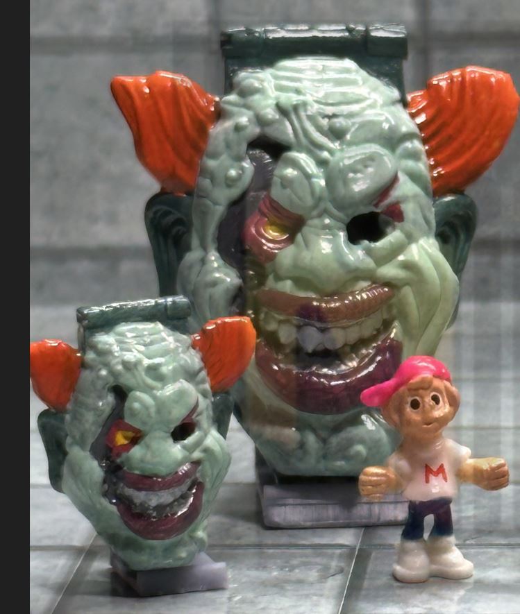 Mutant Clown – Miniature Display Repro