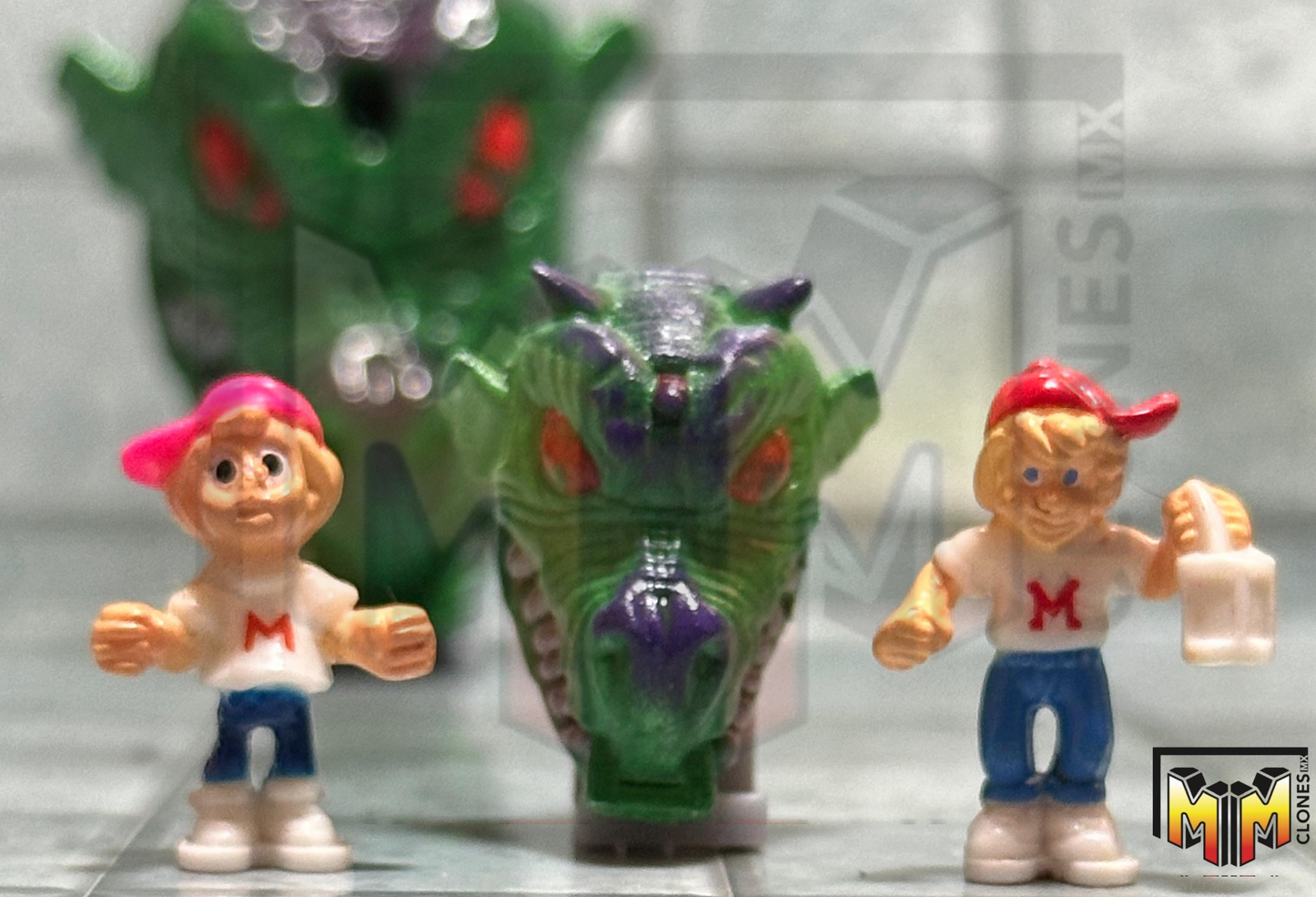 Bone Lizard – Miniature Display Repro